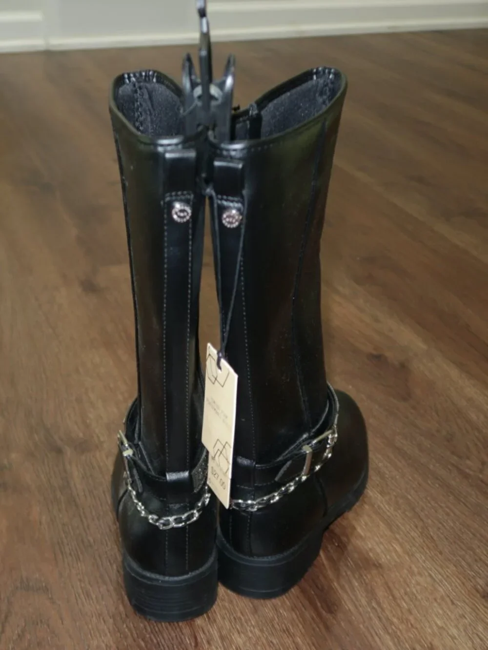 NWT Girls Madden NYC Black Silver Chain Detail Tall Faux Leather Boots 1 Youth